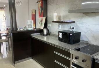 Apart Duclout Monte Grande a 15 minutos del Aeropuerto Ezeiza Zona Residencial has Balcony rooms