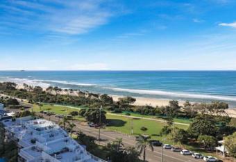 Beach Front Ocean View Apartment in Maroochydore has Balcony rooms