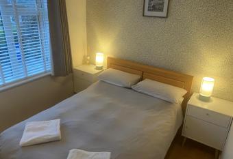 Beautiful one bedroom Apartment In Galway City allows 18 year olds to book a room