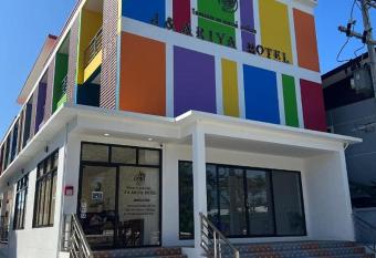 J & Ariya Hotel Near Samui Airport and Koh Phangan Pier allows 18 year olds to book a room