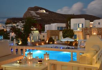 Chora Resort Hotel & Spa has Balcony rooms