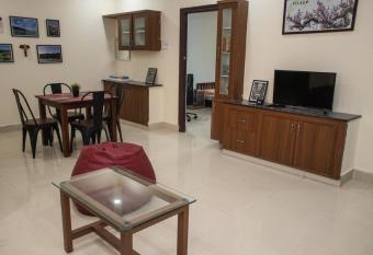 S&S Homey - A cozy 2bhk house has Balcony rooms