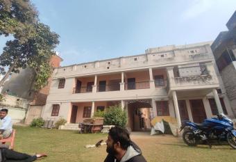 RADHE Guest House - Danapur, Patna has Balcony rooms