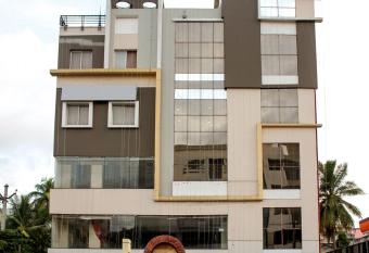 Flagship Siri Varshini Inn allows 18 year olds to book a room