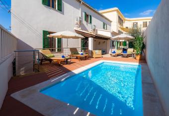 Ca Sa Tia has Balcony rooms