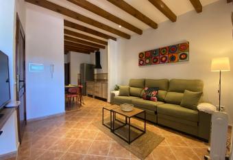 EL MIRADOR has Balcony rooms