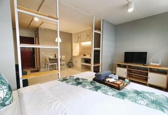 DHIresidence at Impact,Muangthongthani allows 18 year olds to book a room