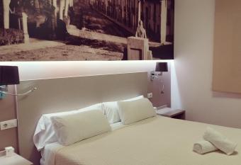 Hello Villareal Suites allows 18 year olds to book a room