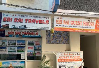 SRI SAI GUEST House has Balcony rooms