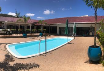 Pousada dos Adris allows 18 year olds to book a room