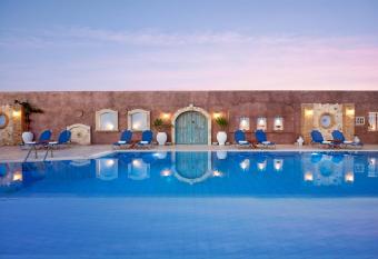 Golden Bay Hotel Apartments has Balcony rooms