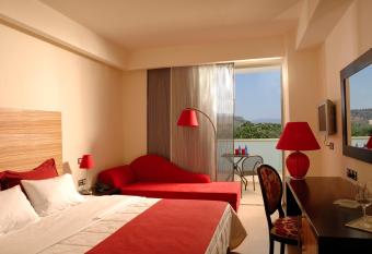 Angela Suites Boutique Hotel allows 18 year olds to book a room