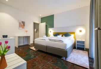 Boutique Hotel Piazza Grande has Balcony rooms