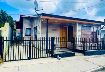 Nice house allows 18 year olds to book a room