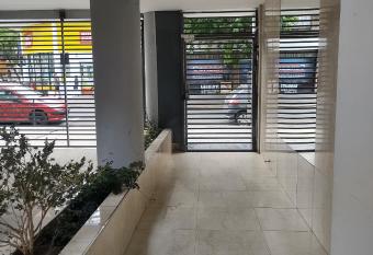 Departamento equipado en el centro de Rosario allows 18 year olds to book a room