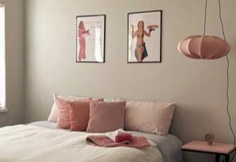 For the Babes! KING/QUEEN 2 Bed 2 Bath allows 18 year olds to book a room