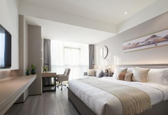 Chongqing Yitang Hotel Apartment has Balcony rooms