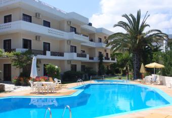 Alexandros Studios has Balcony rooms