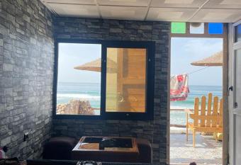 Sea Surf Beachfront Apartment has Balcony rooms