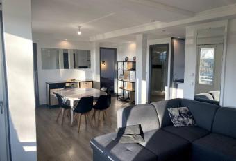 La Sentinelle Conciergerie Leroy allows 18 year olds to book a room