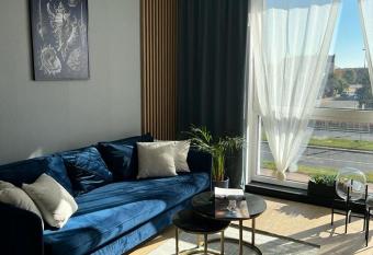 KP APARTAMENT LUX SIELSKA allows 18 year olds to book a room