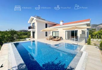 Luxury New Private Villa With Pool and big Garden has Balcony rooms