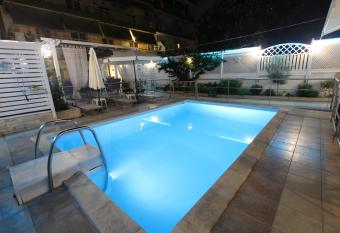 Hotel Mallas has Balcony rooms