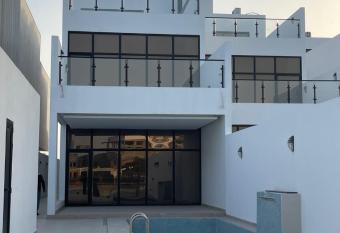 Amwaj Lagoon Beach House has Balcony rooms