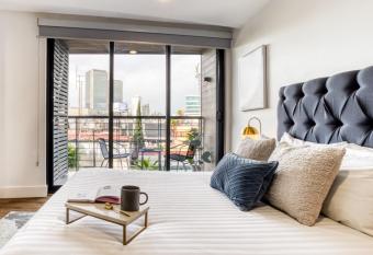 ULIV  Life  Tijuana has Balcony rooms