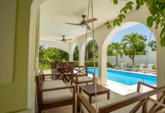 Villa Belisia Maria has Balcony rooms