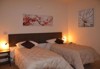 Ferriera 8 has Balcony rooms