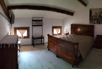 Bevi e Dormi has Balcony rooms