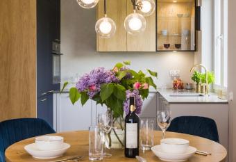 Modern Apart 23 allows 18 year olds to book a room