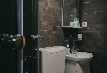 Studio apartman Rijeka allows 18 year olds to book a room