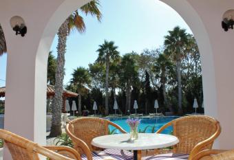 Andromeda Hotel Apartments allows 18 year olds to book a room