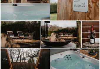 Privesauna Huisje 33 allows 18 year olds to book a room