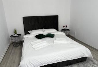 Blue Alpin STRAJA has Balcony rooms