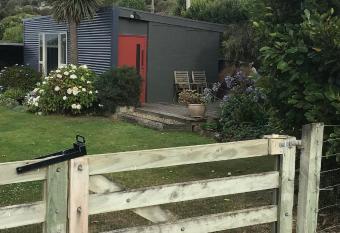 Brighton Beach has Balcony rooms