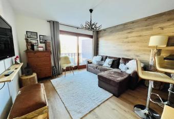 Cute duplex in Chatel centre has Balcony rooms