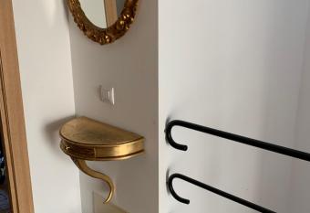 la brisa allows 18 year olds to book a room