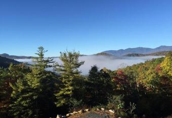 Amazing Views/Architect Design/Gourmet Kit./Cave has Balcony rooms