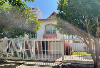 Casa Villa Santo 4 habitaciones has Balcony rooms