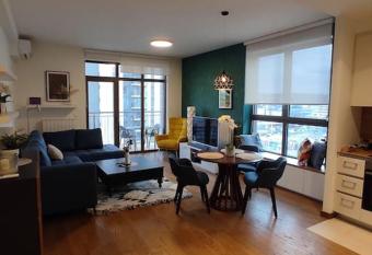 2-Bedroom Oasis in the heart of the Waterfront has Balcony rooms