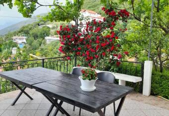 Lida s House allows 18 year olds to book a room