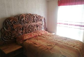 Acogedora casa estilo mexicano has Balcony rooms