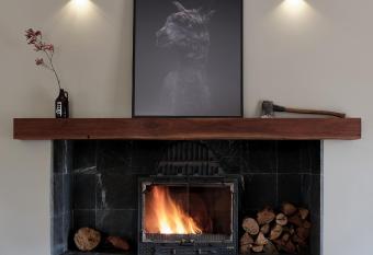 Koala Gully allows 18 year olds to book a room