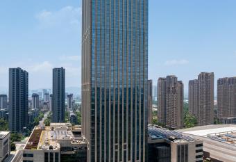 Somerset Taihu New City CBD Wuxi allows 18 year olds to book a room