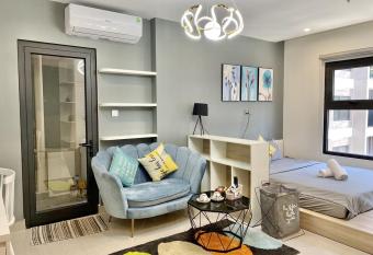 ViVu1 HomeStay Vinhome OceanPark - 1N has Balcony rooms