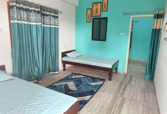 Pg in Baroda allows 18 year olds to book a room