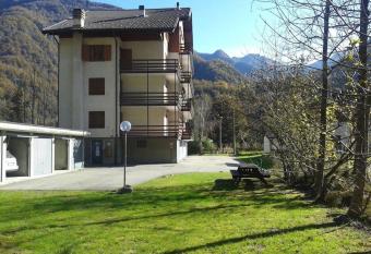Sport, Natura e Relax in Valsesia has Balcony rooms